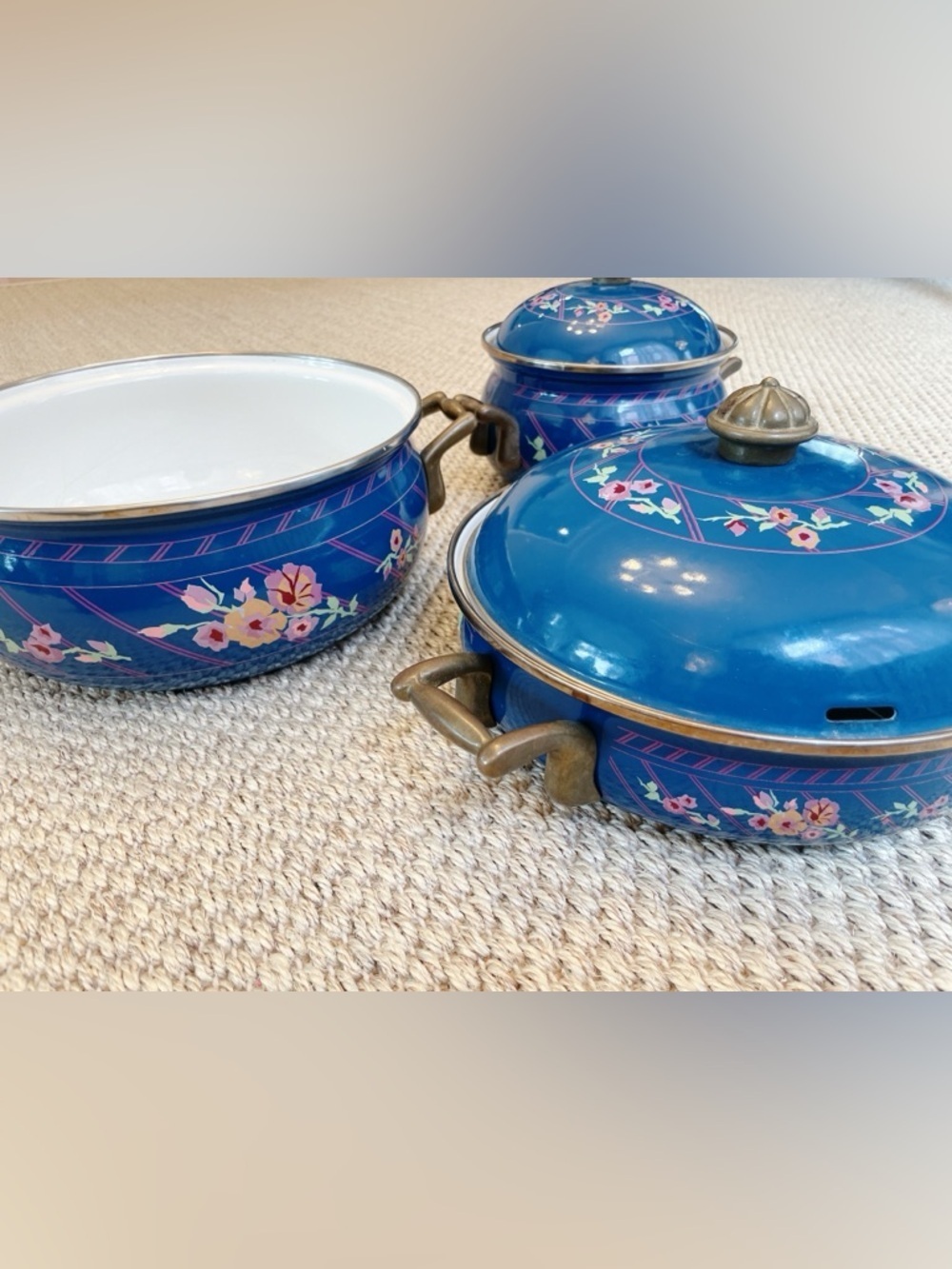 Vintage Sarma Studios Floral Enamel Cookware Set Blue Pots 3pc 2x 10” & 8” w lid - Picture 5 of 16